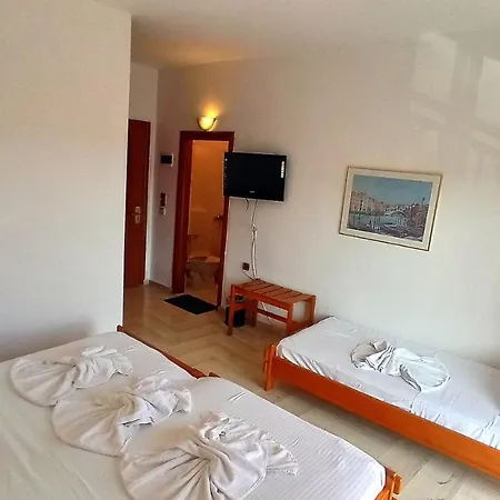 Denise Ξενοδοχείο