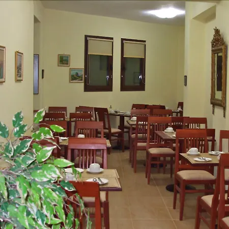 Denise Hotel 2*