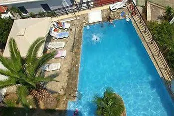 Denise Skopelos stad